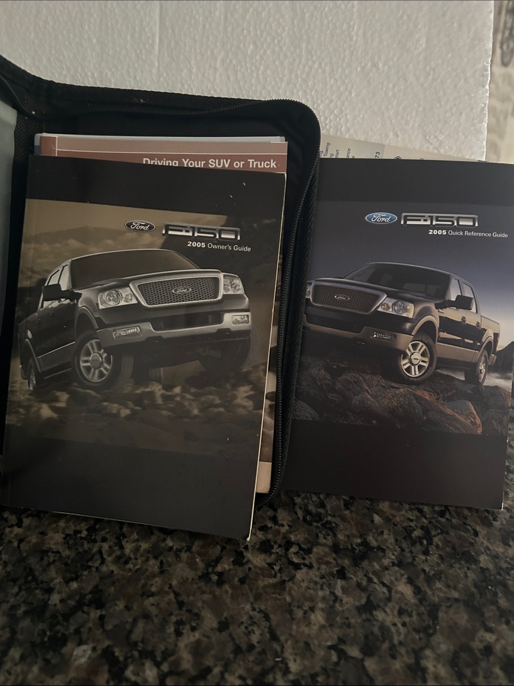 FORD F150 manual with black case